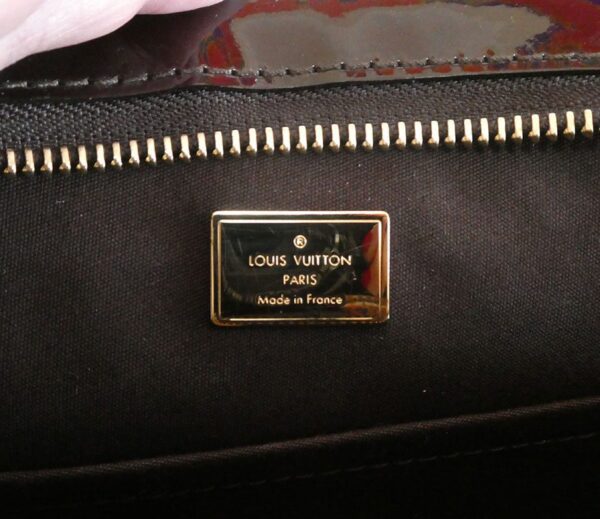 Louis Vuitton Ana Patent Leather Vernis Lilac Chain Clutch Strap Box  Dustbag